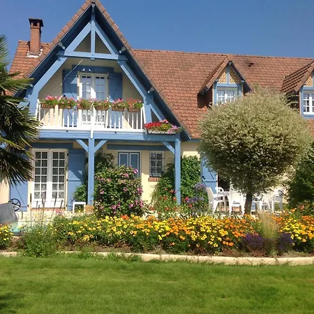 La Maison Bleue Normande