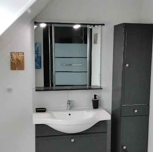 Homestay La Maison Bleue Normande